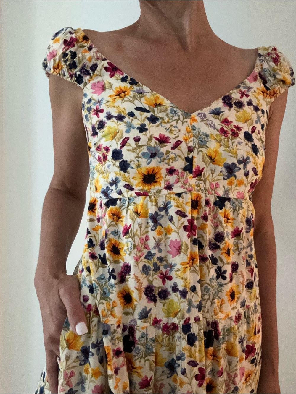 Old Navy Yellow Floral V-Neck Cap Sleeve Maxi Dress